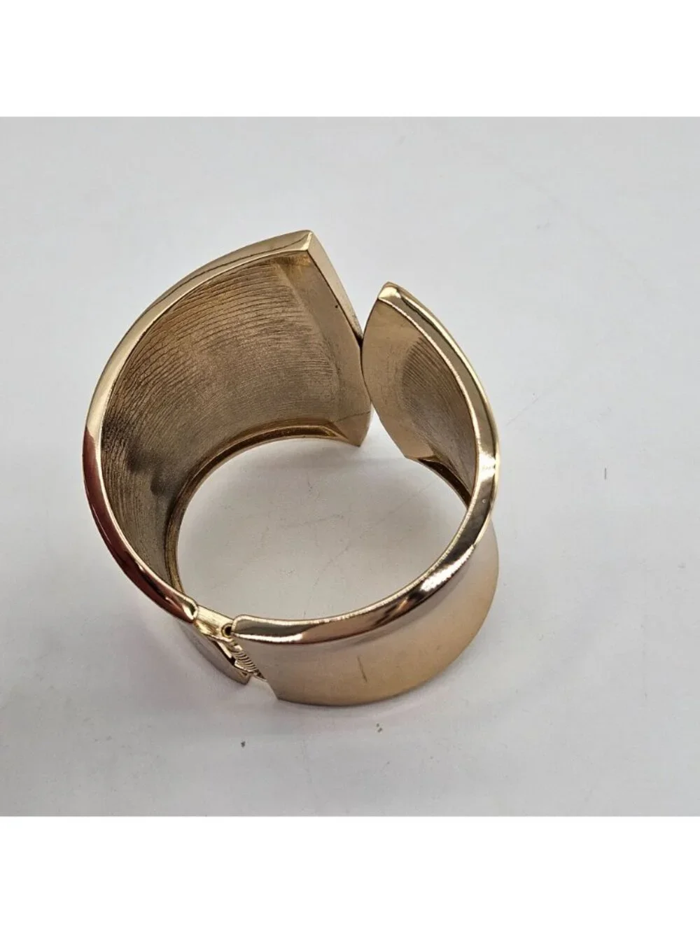 Vintage Gold Tone Wide Off Set Hinge Cuff Bangle Statement 3